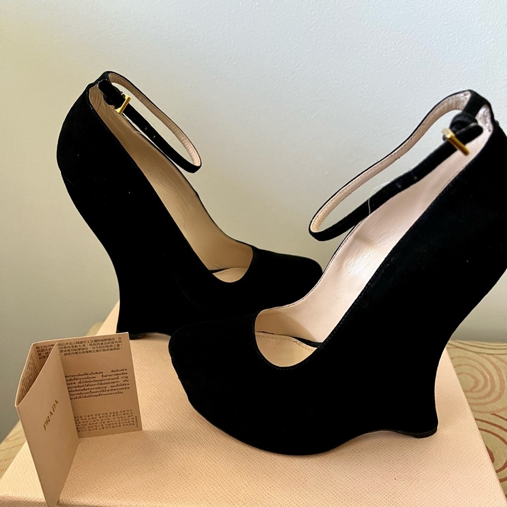 calzature donna Prada shoes black platform wedge suede sz37.5. Perfect, like new